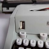 Hermes 3000 typewriter cleaned and tested