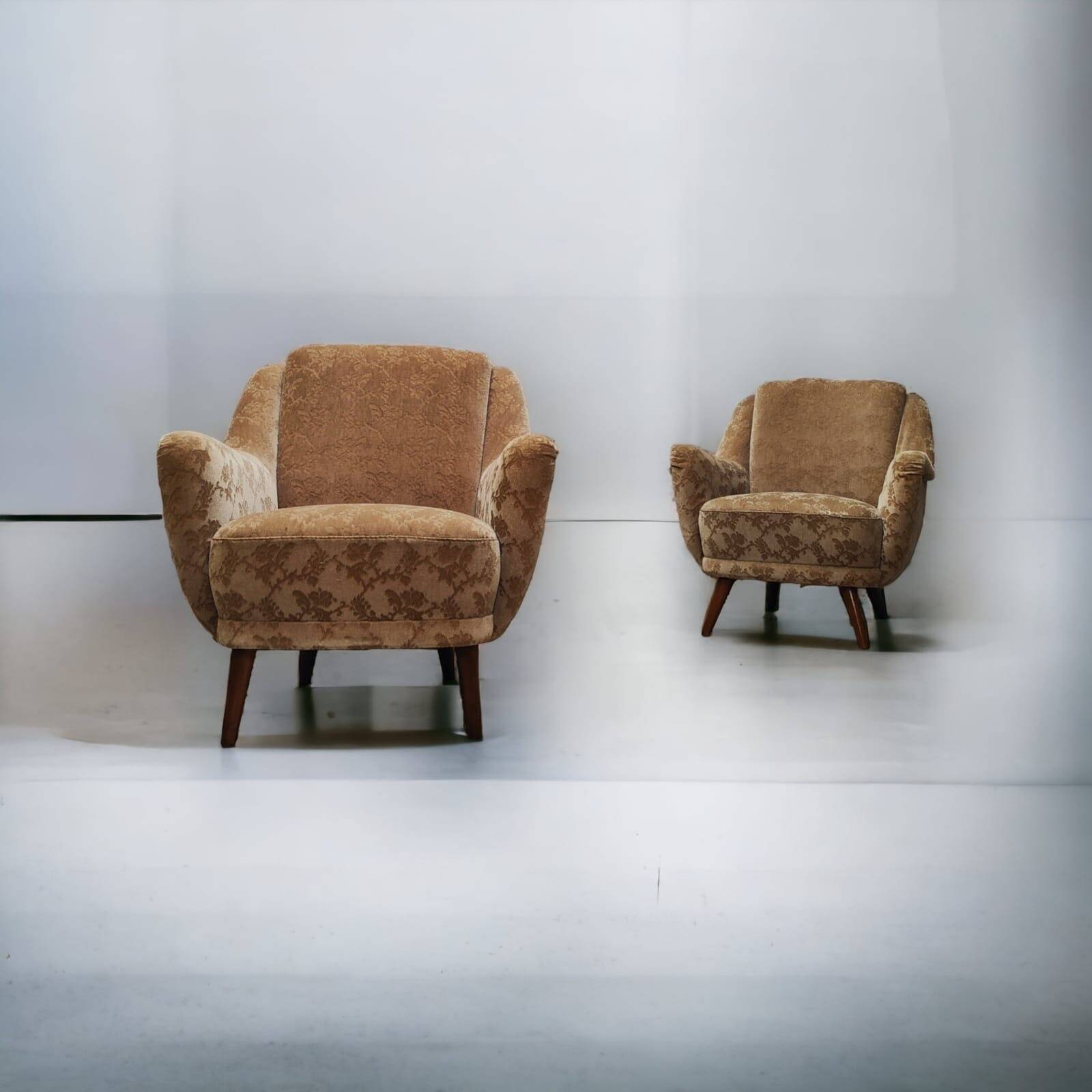 Twee Mid Century fauteuils