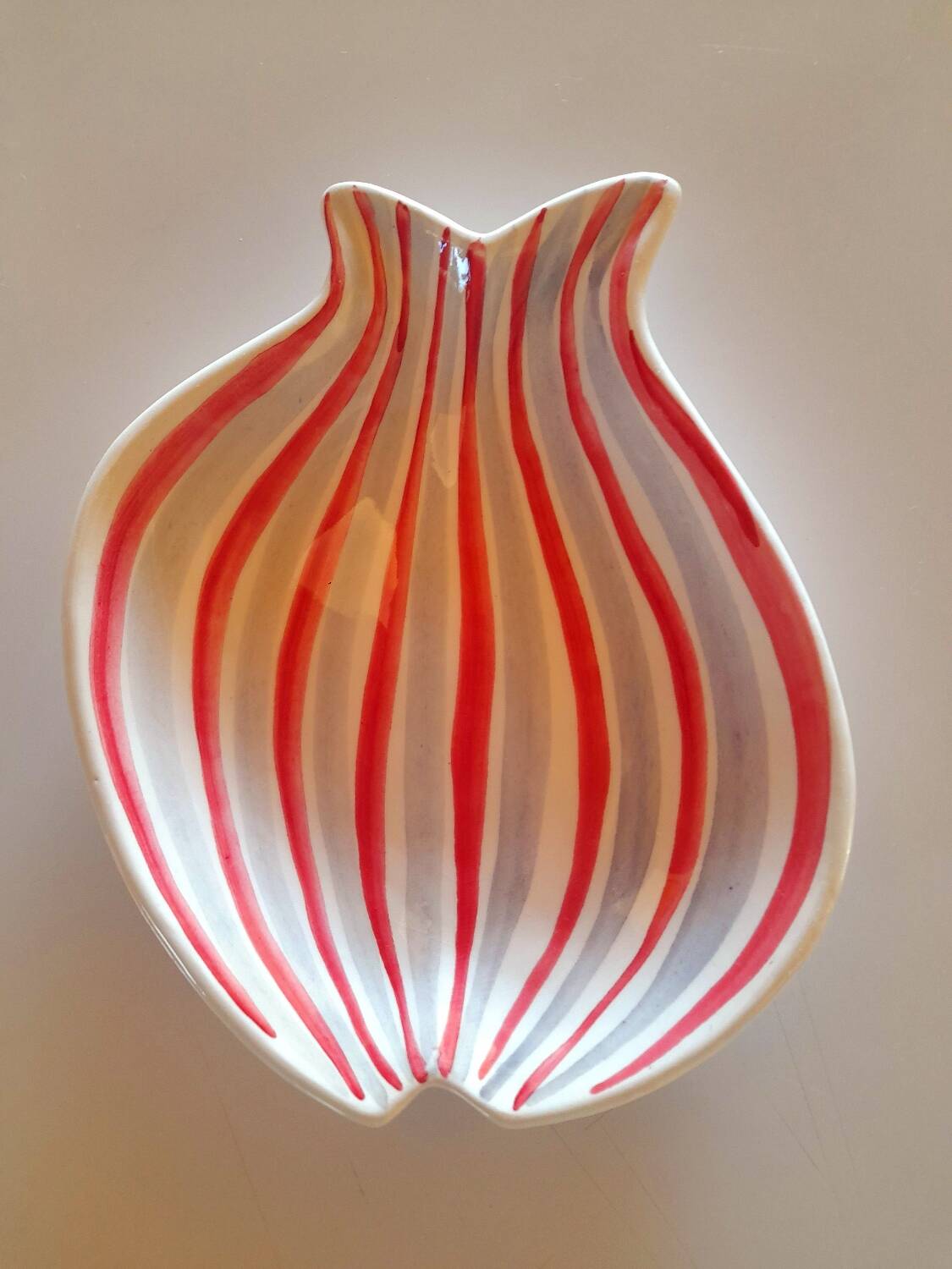 Alessio Tasca striped bowls, 1960.