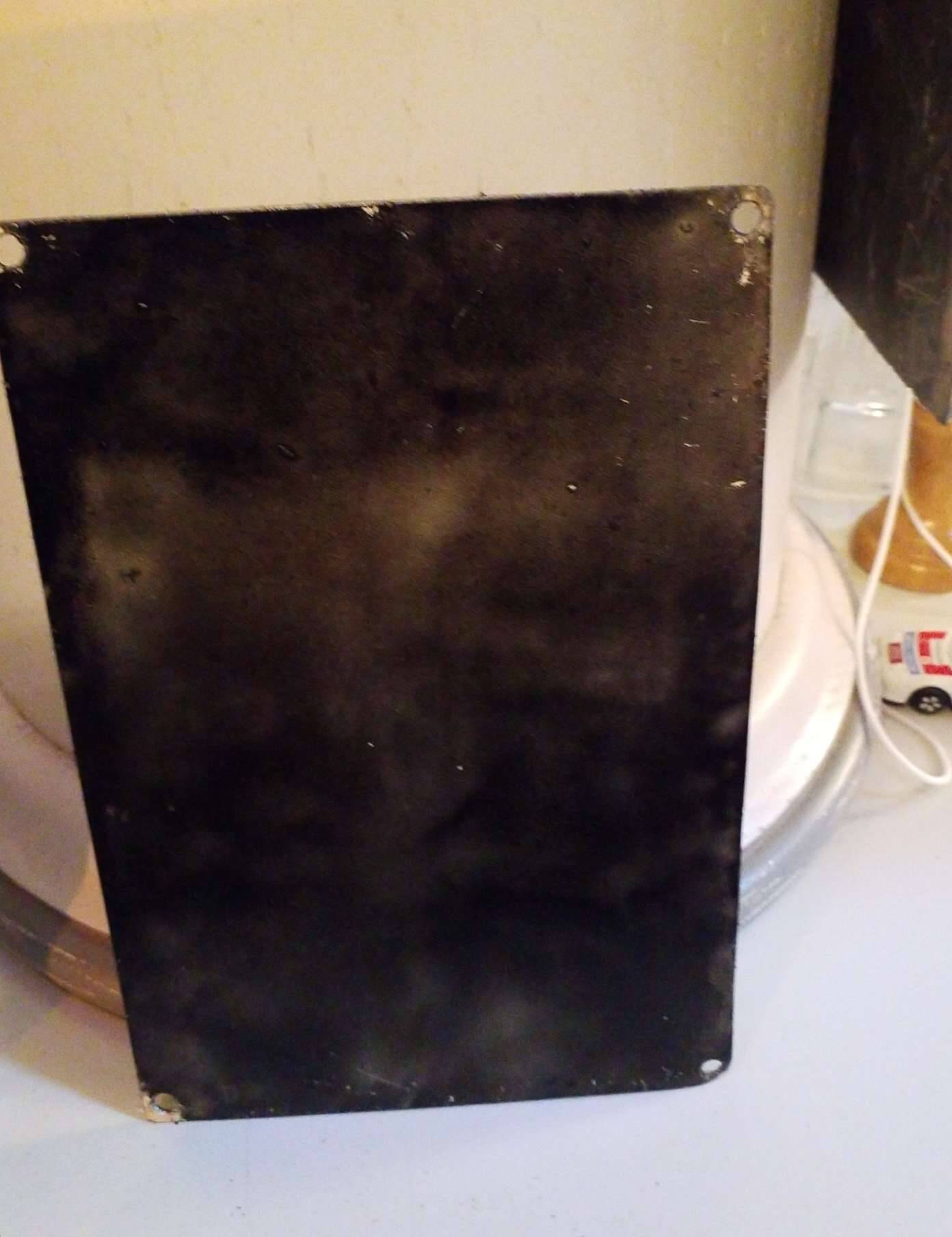 Advertising metal plaque