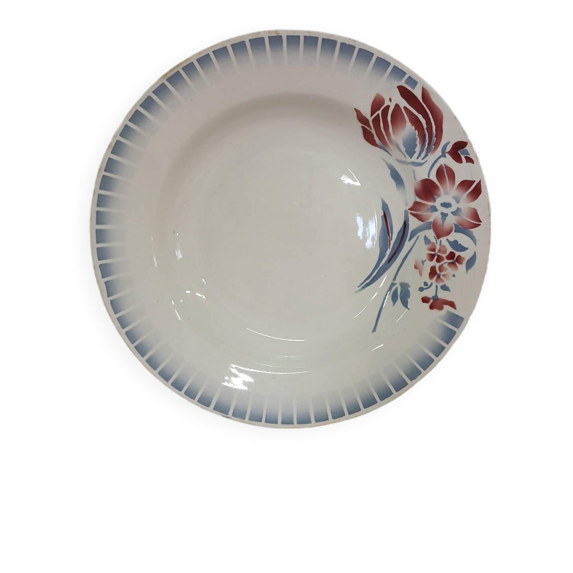 Old Saint Amand "Bougival" dish