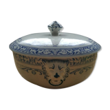 Lions head soup Colbert Creil and Montereau