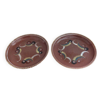 Assiettes plates en terre cuite