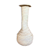 Vase en feuilles de palmier