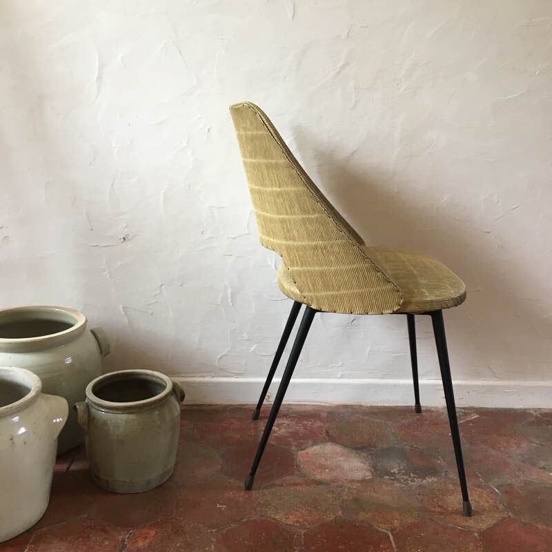 Chaise tonneau