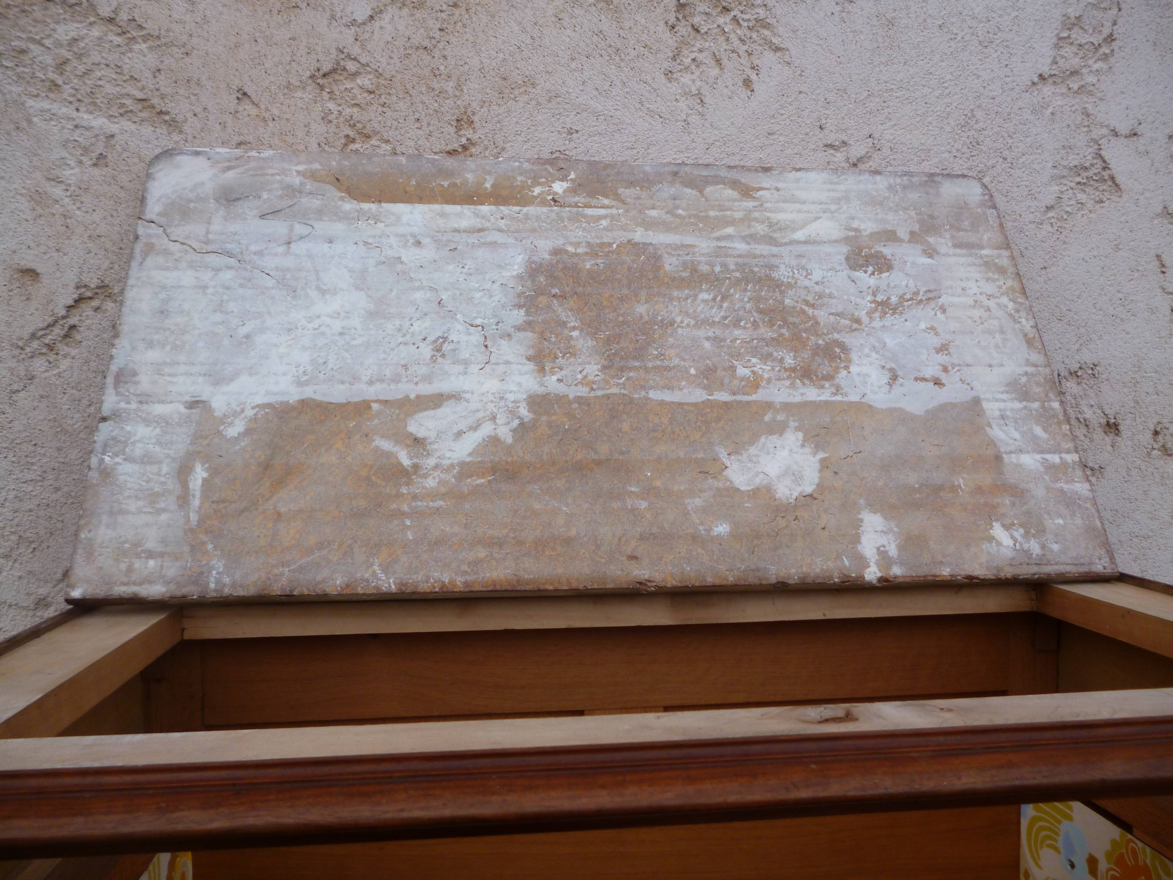 Dresser XlX, style Louis XV