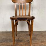 Série de 6 anciennes chaises bistrot en bois clair