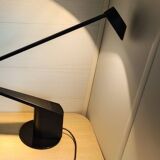Desk lamp with rotating base and pendulum "Ala" by Guzzini
