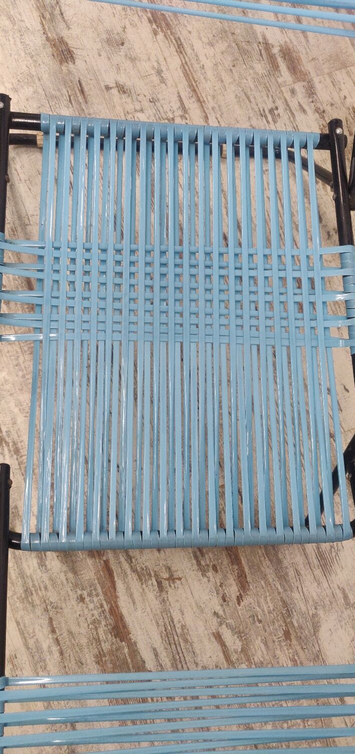 Vintage chaise longue