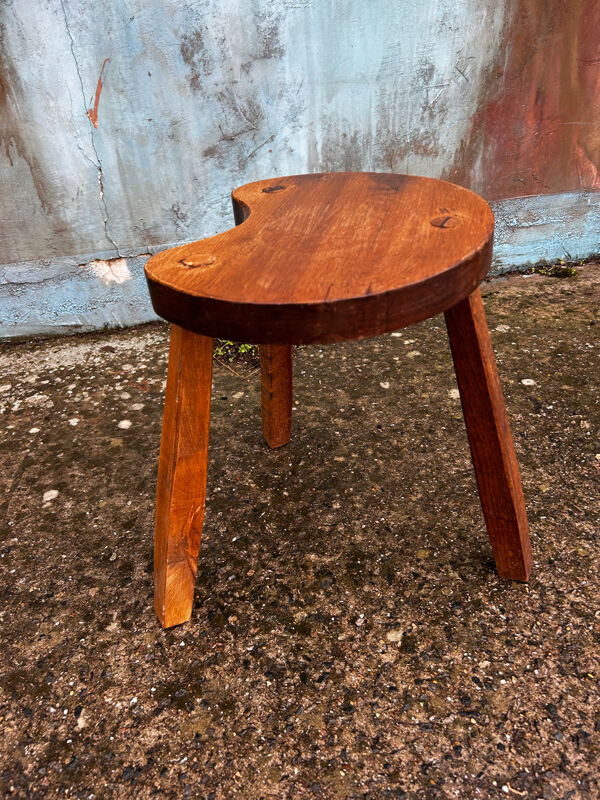 Tabouret tripode ancien