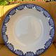 Round hollow dish, ironstone Sarreguemines Capri 30 cm, blue decoration.