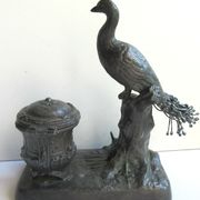 Old ink 1900, in regulation, sculpture paon and turtle art nouveau era