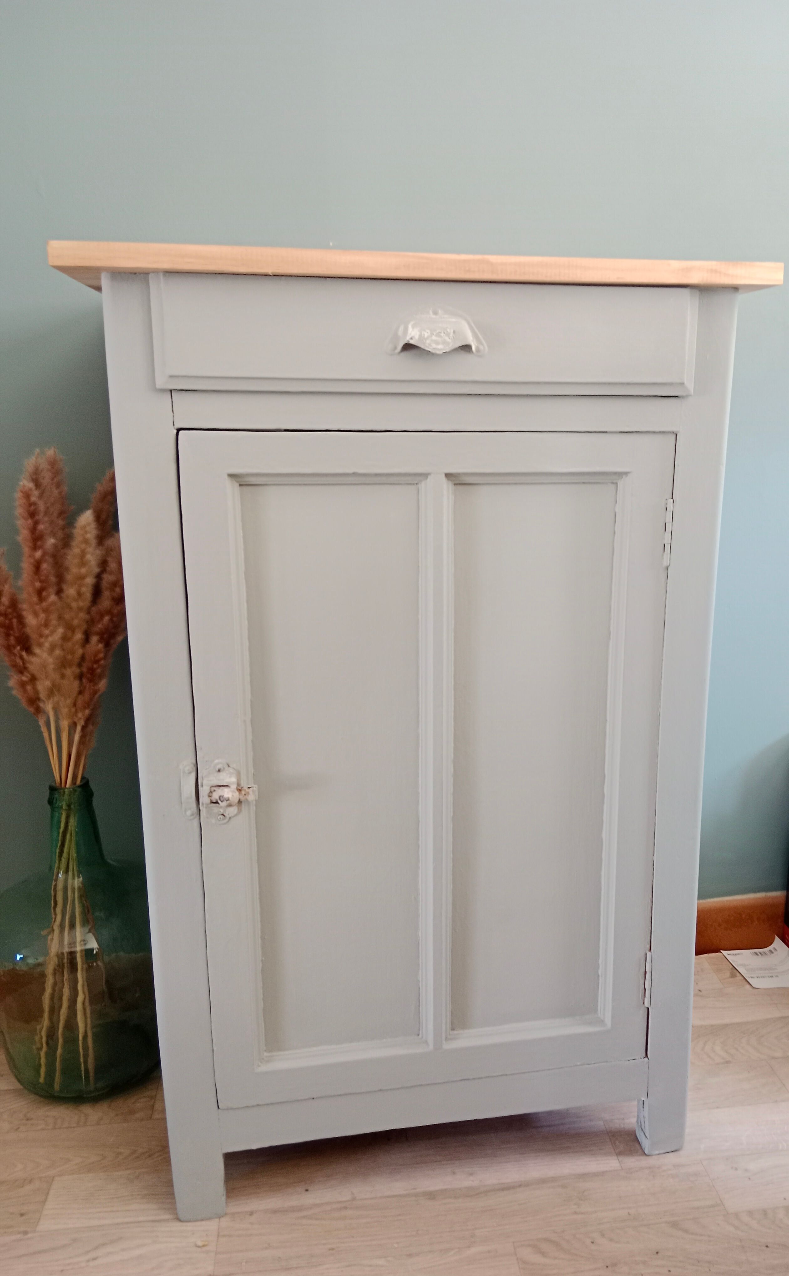 Parisian jam furniture