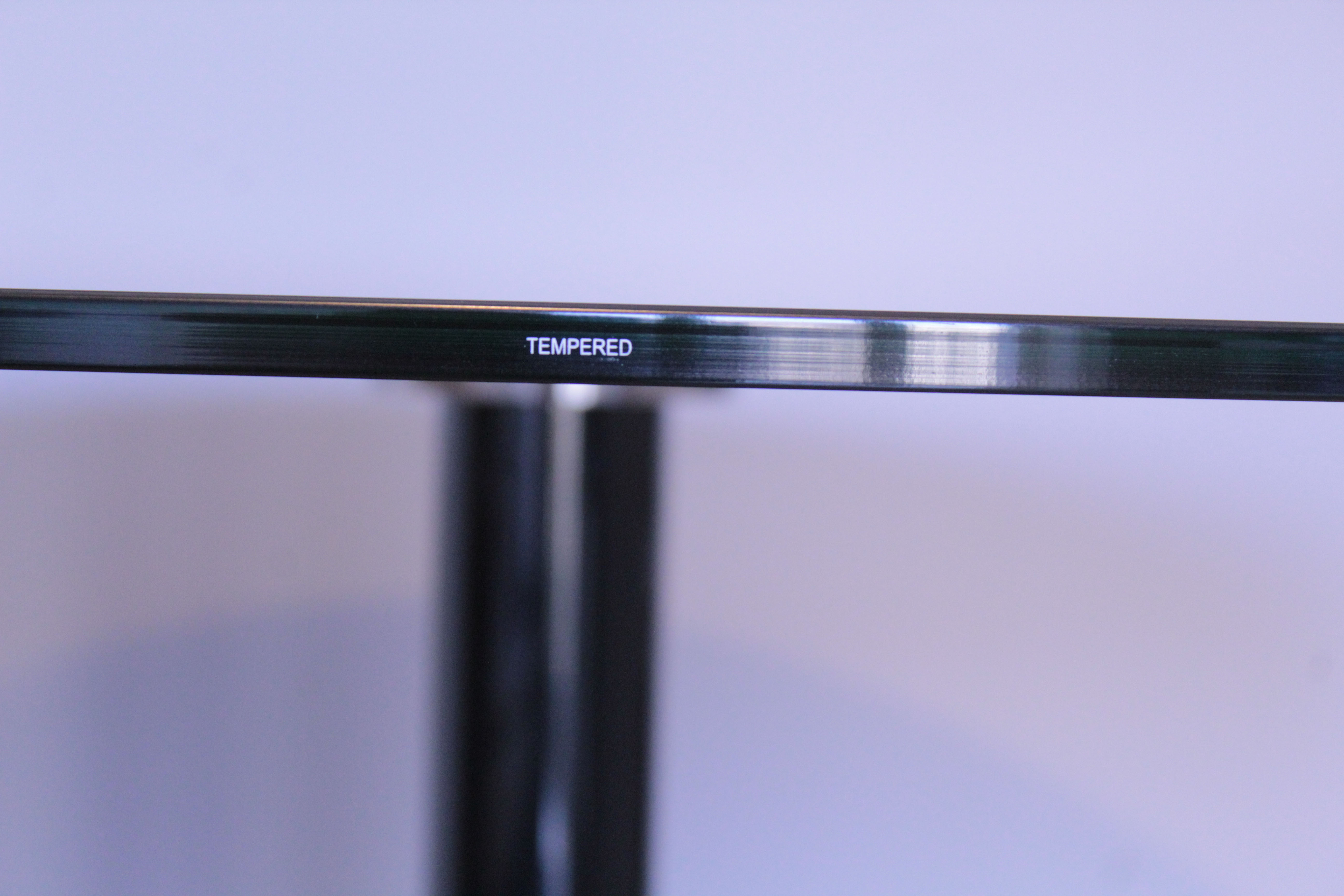 Round table in mirrored black glass, Italia1980s signed Calligaris