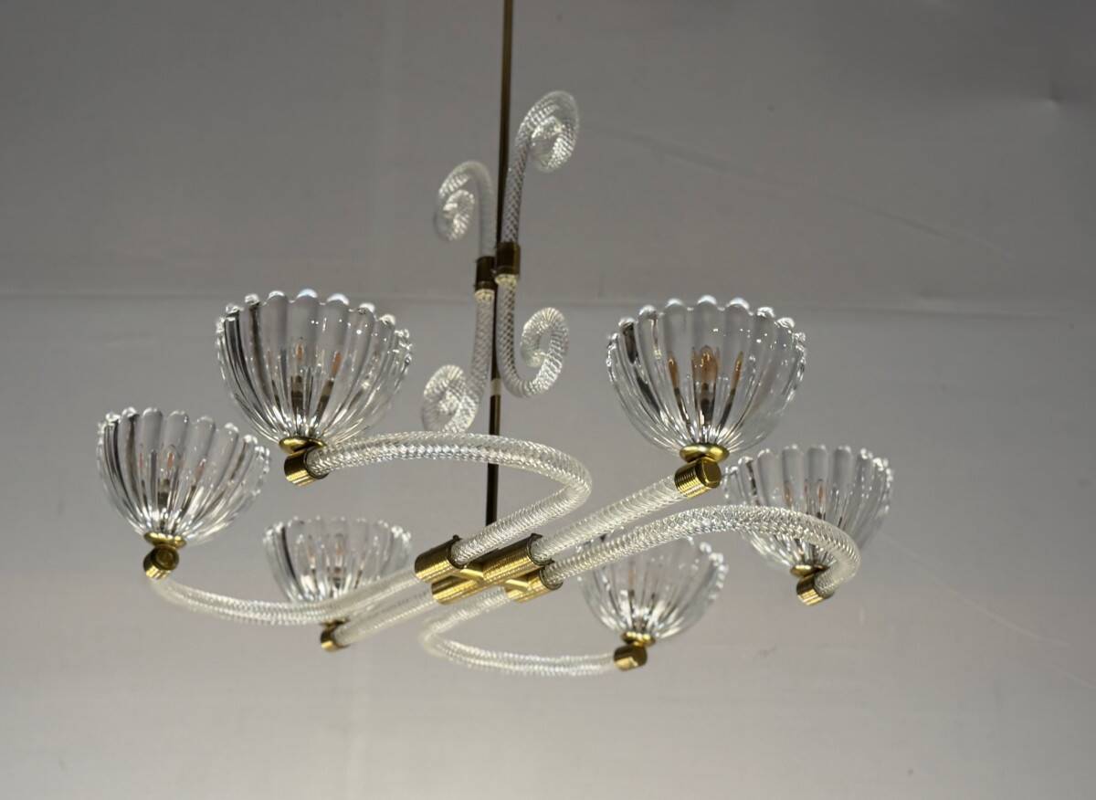 Venetian glass chandelier from Murano and brass, circa 1940.