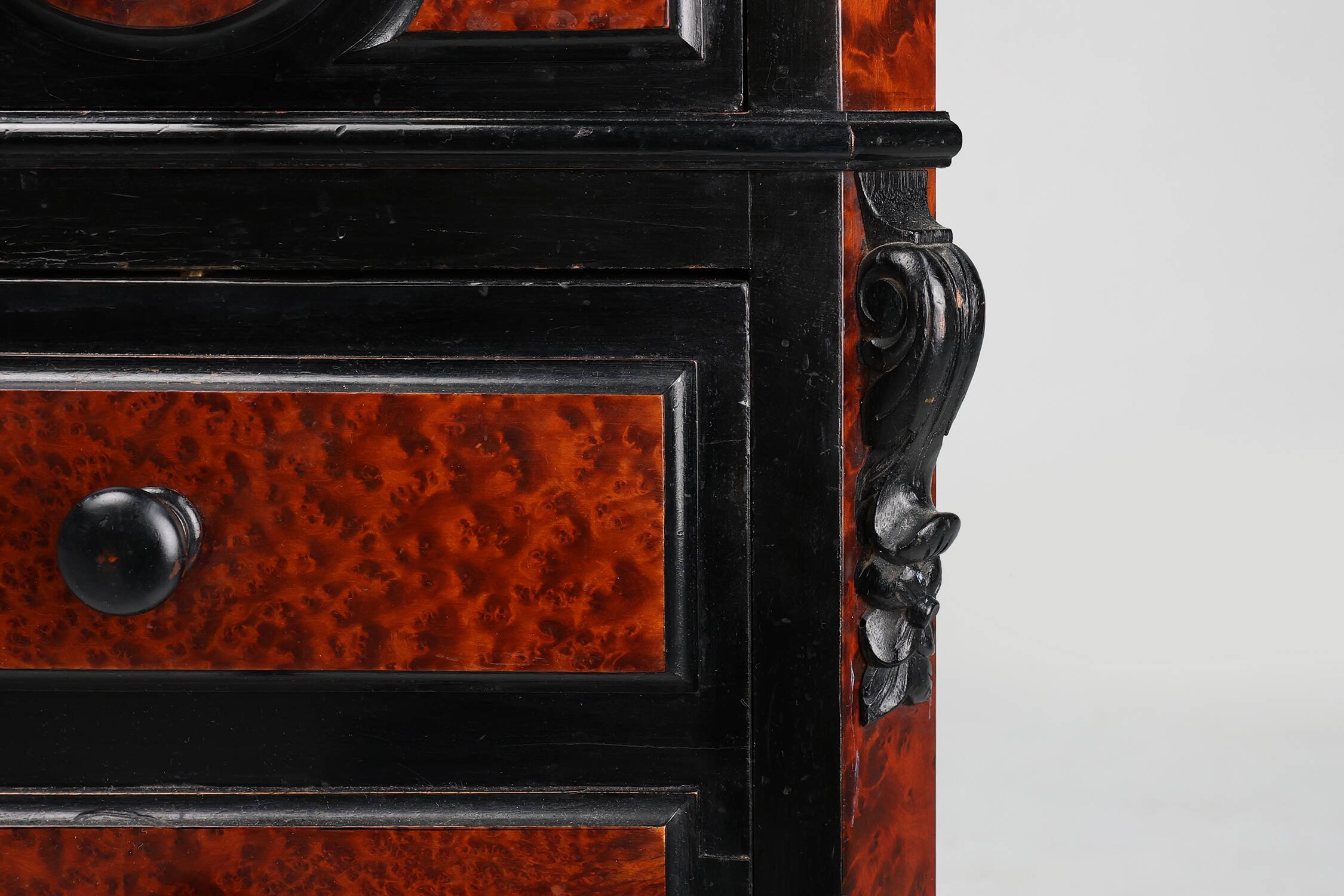 Rare Antique French chest of drawers in wood, burl veneer and marble, ca. 1