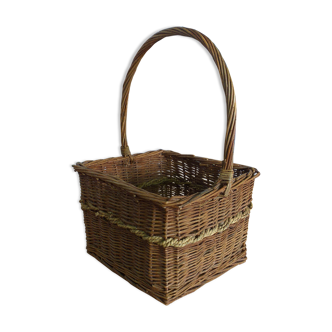 Wicker basket