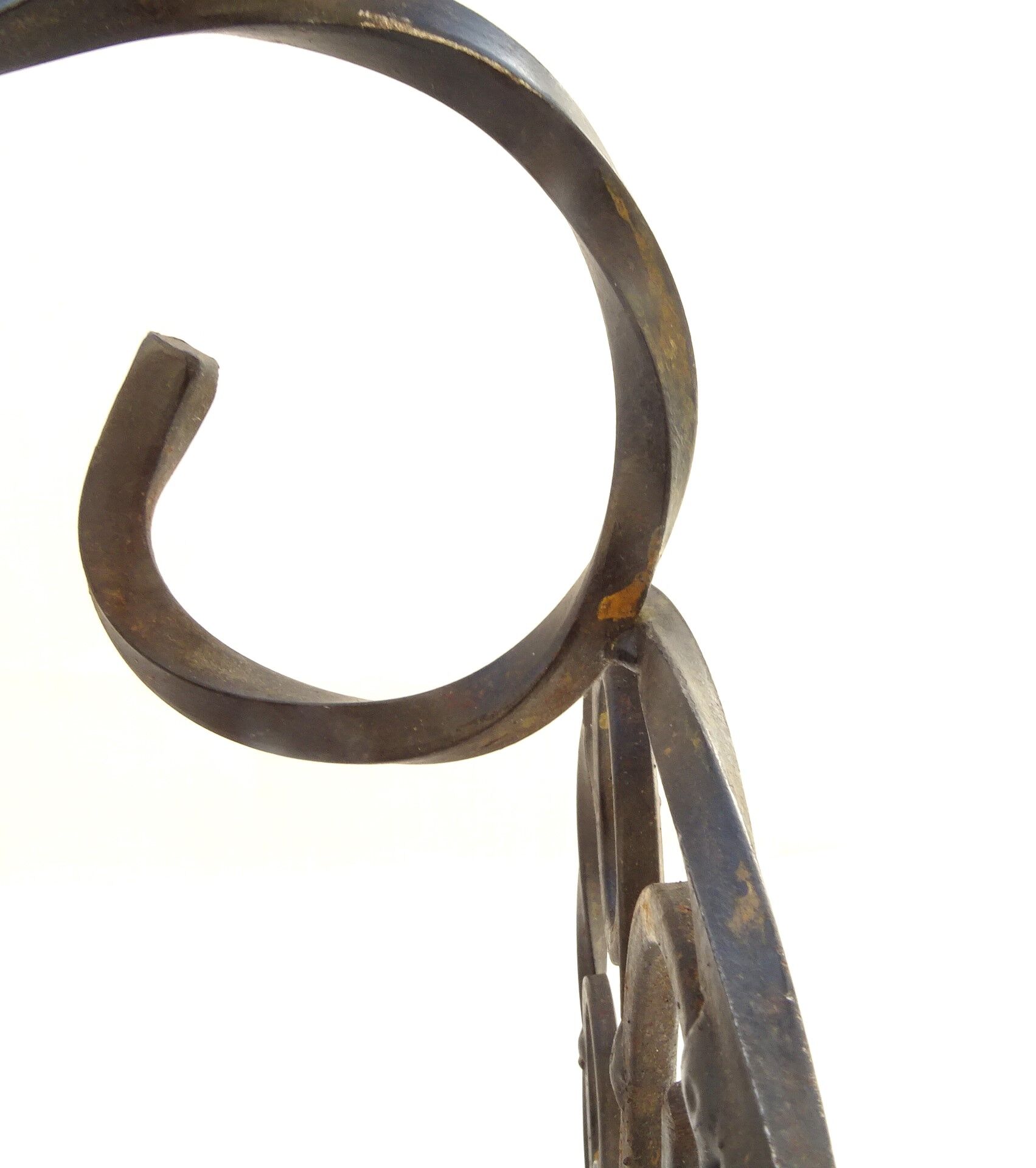 Sellette porte-plante en fer torssadé