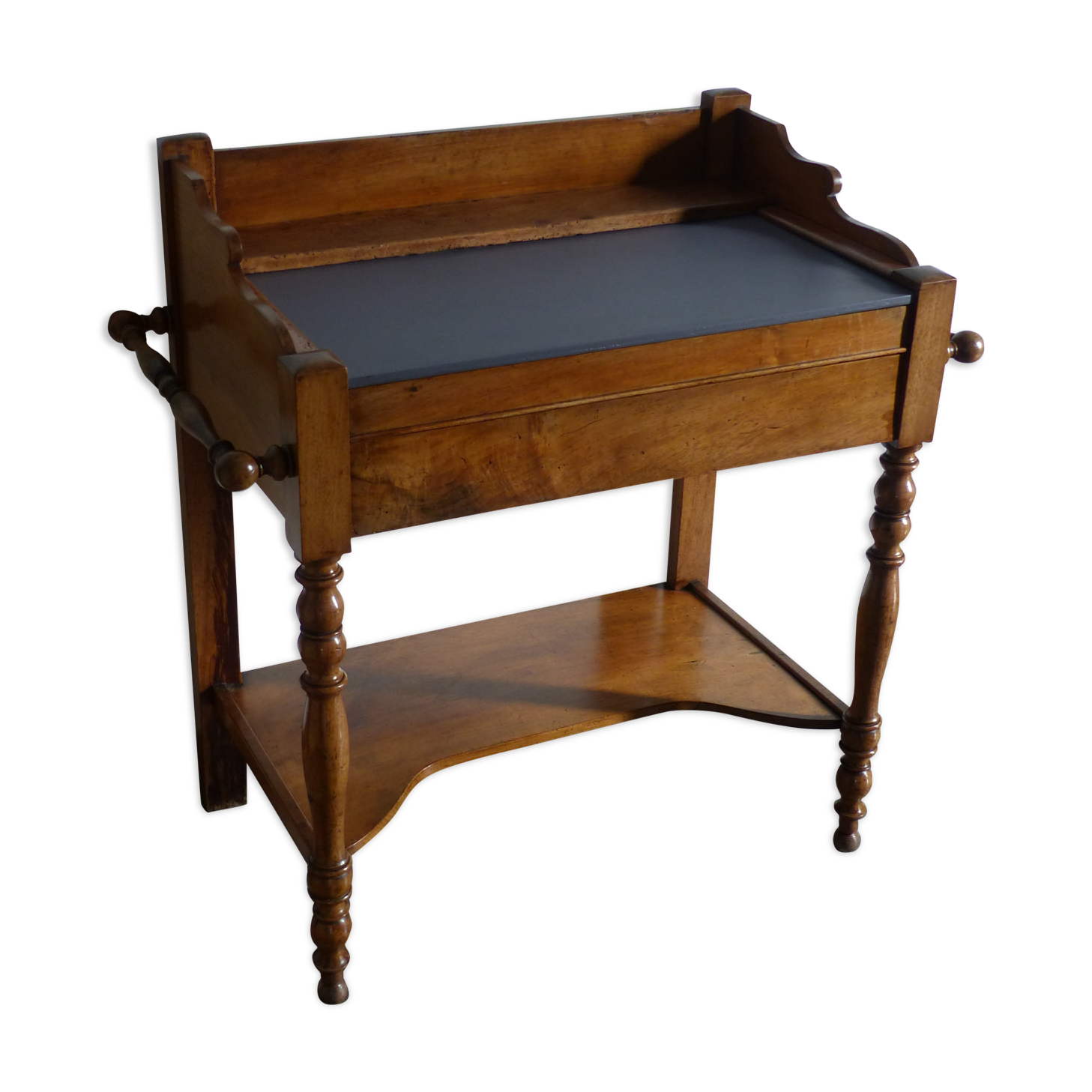 Late 19th-century walnut toilet table - Fully restored