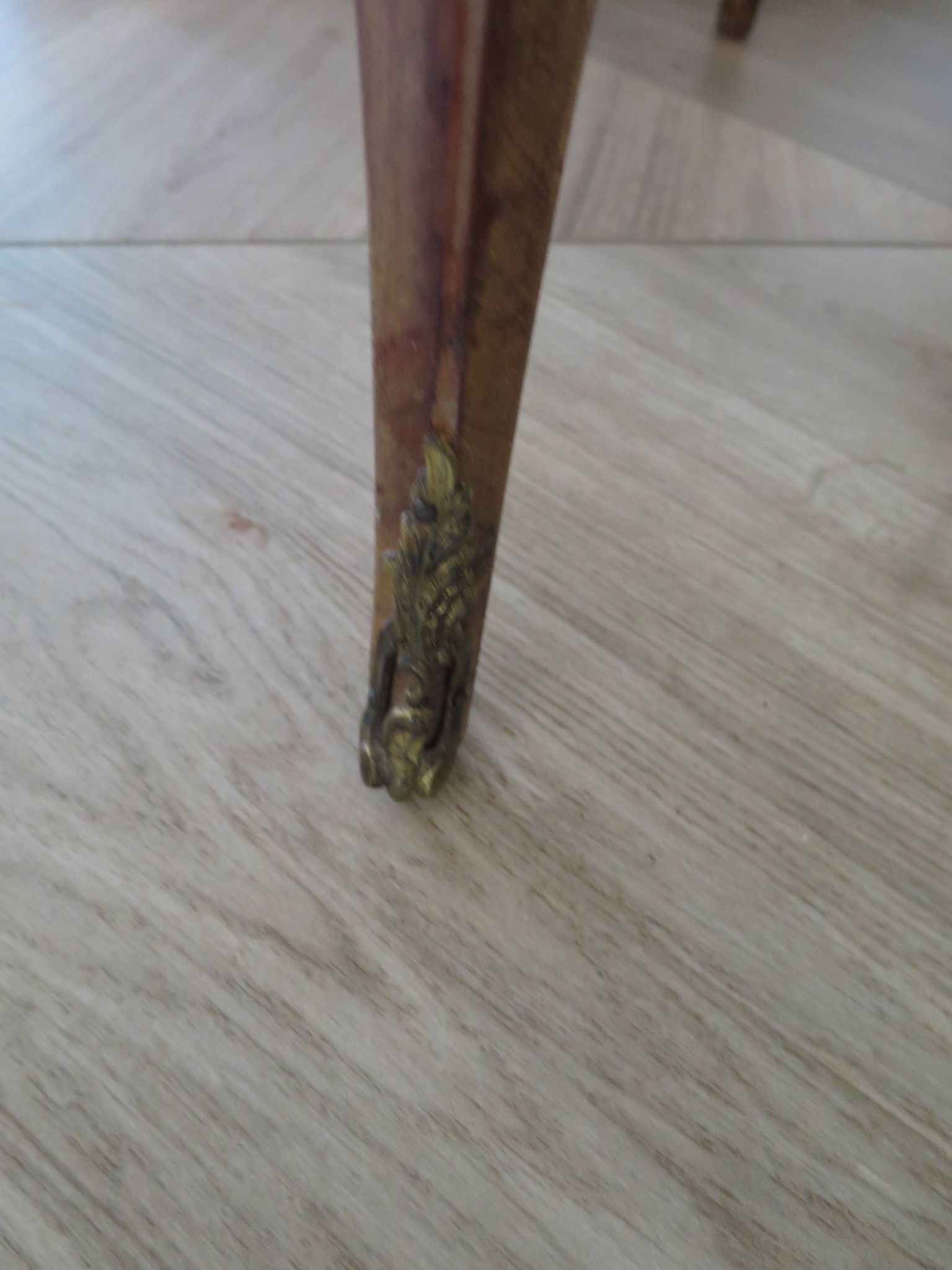 Paire de 2 chevets-louis xv-marqueterie-2 tiroirs-marbre rose