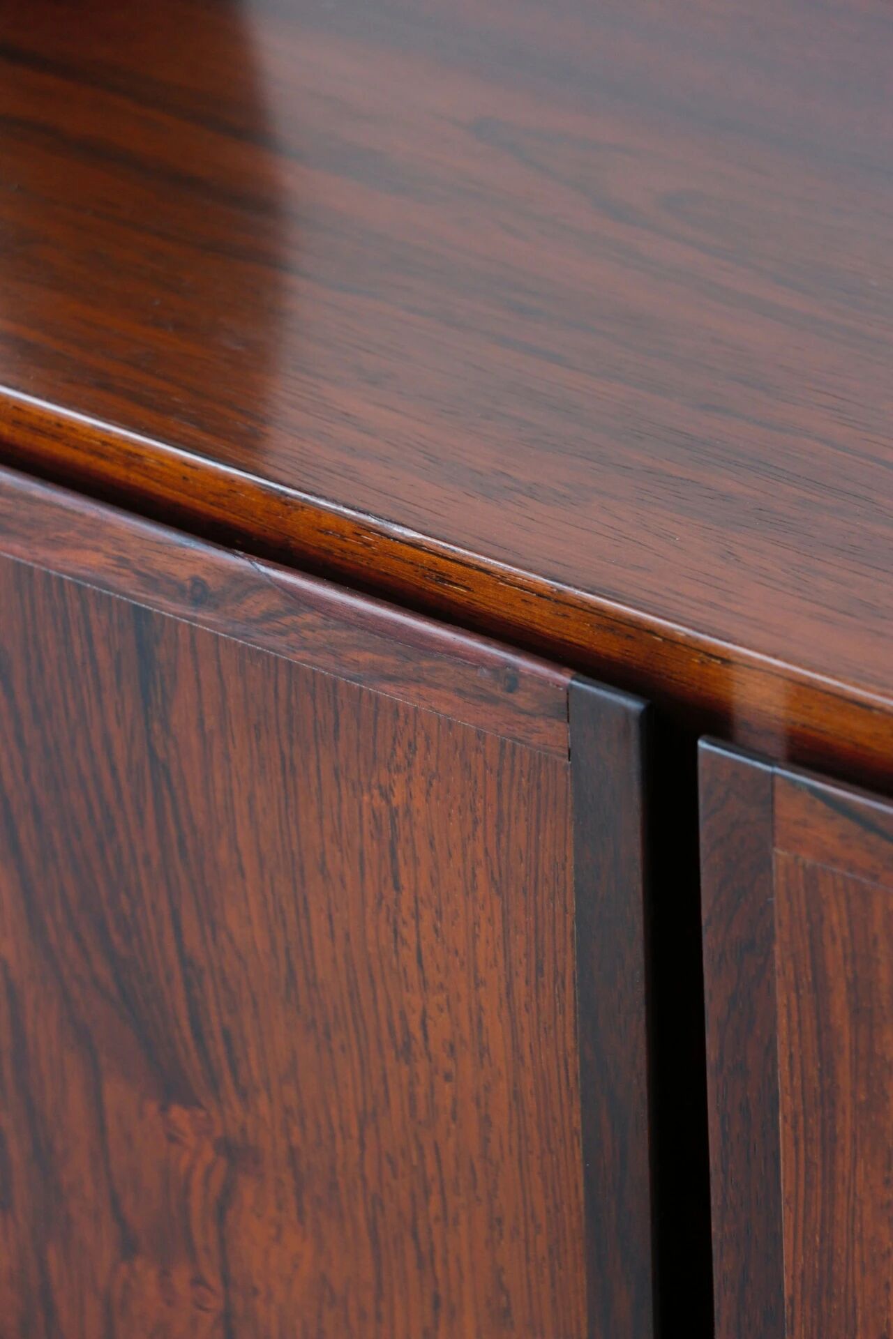 Enfilade Oman Jun in rosewood | Vintage Scandinavian design