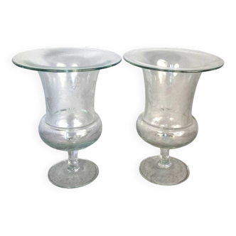 Pair of large antique Medici-shaped vases in engraved blown glass C412