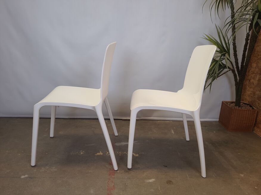 Chaise design blanche TIFFANY et chaises Casprini (Toulouse