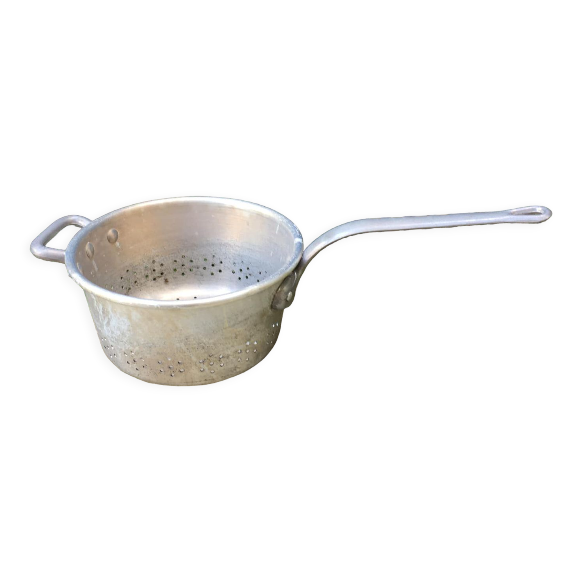 Tin strainer