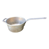 Tin strainer
