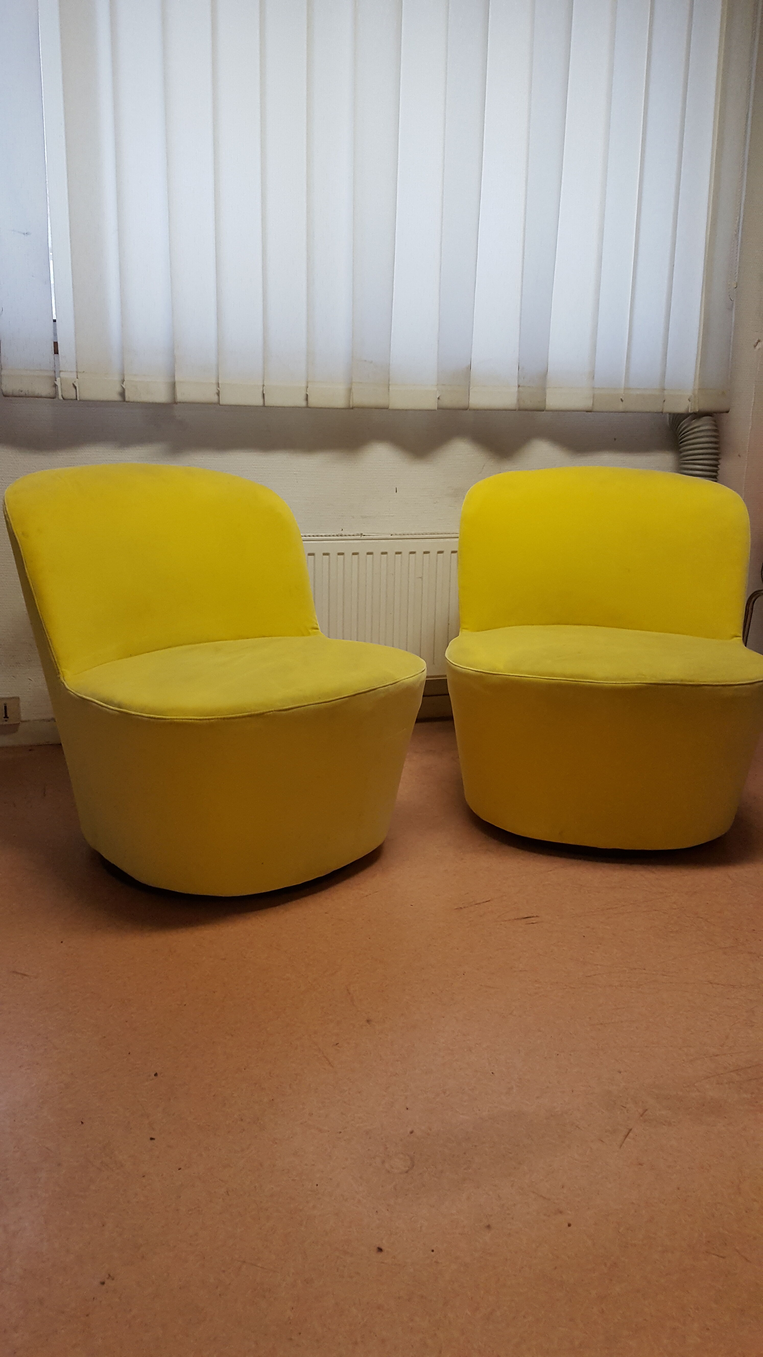 Deux fauteuils 1970