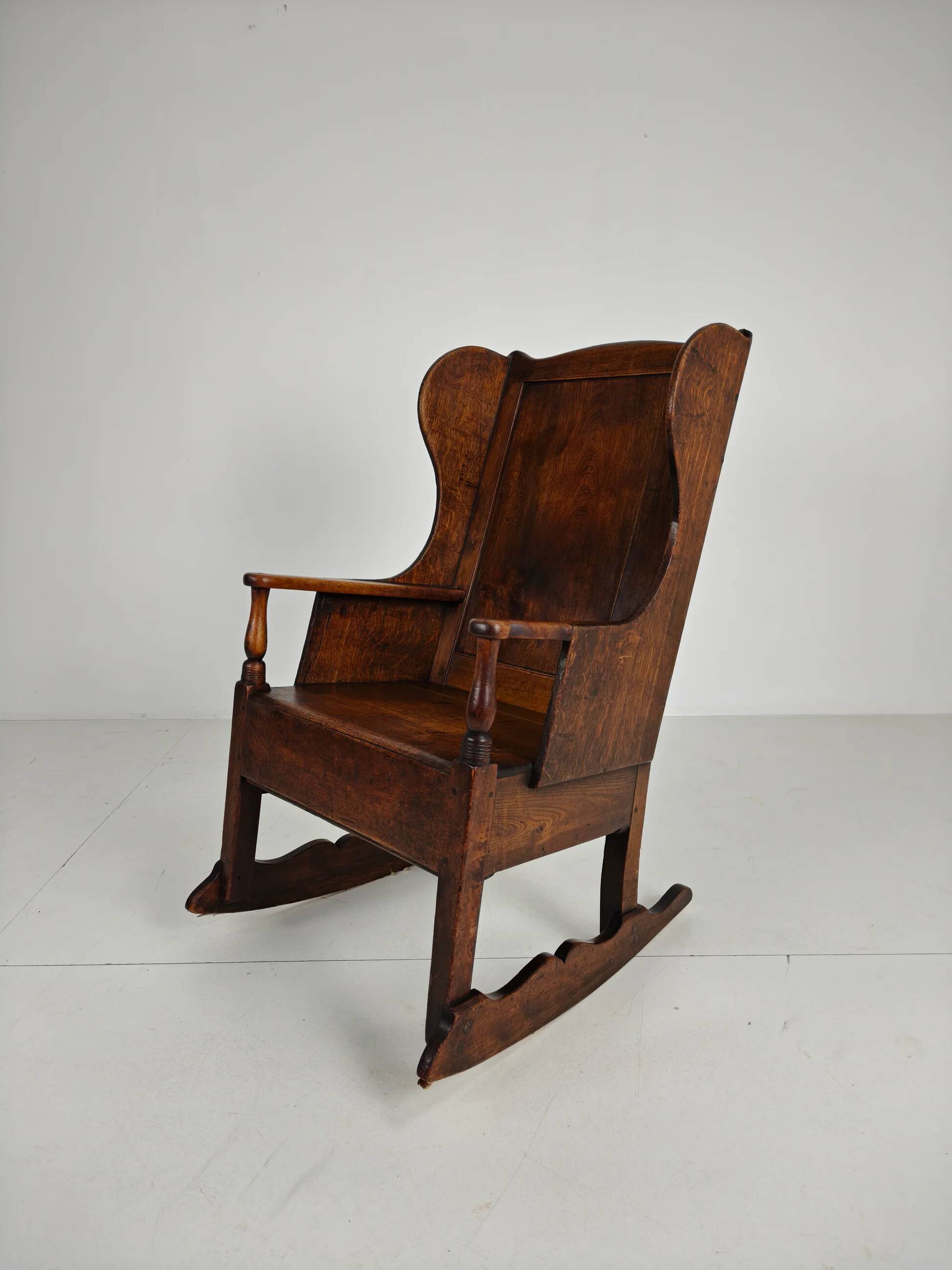 Antique lambing chair / rocking chair – ca. 1800, oak