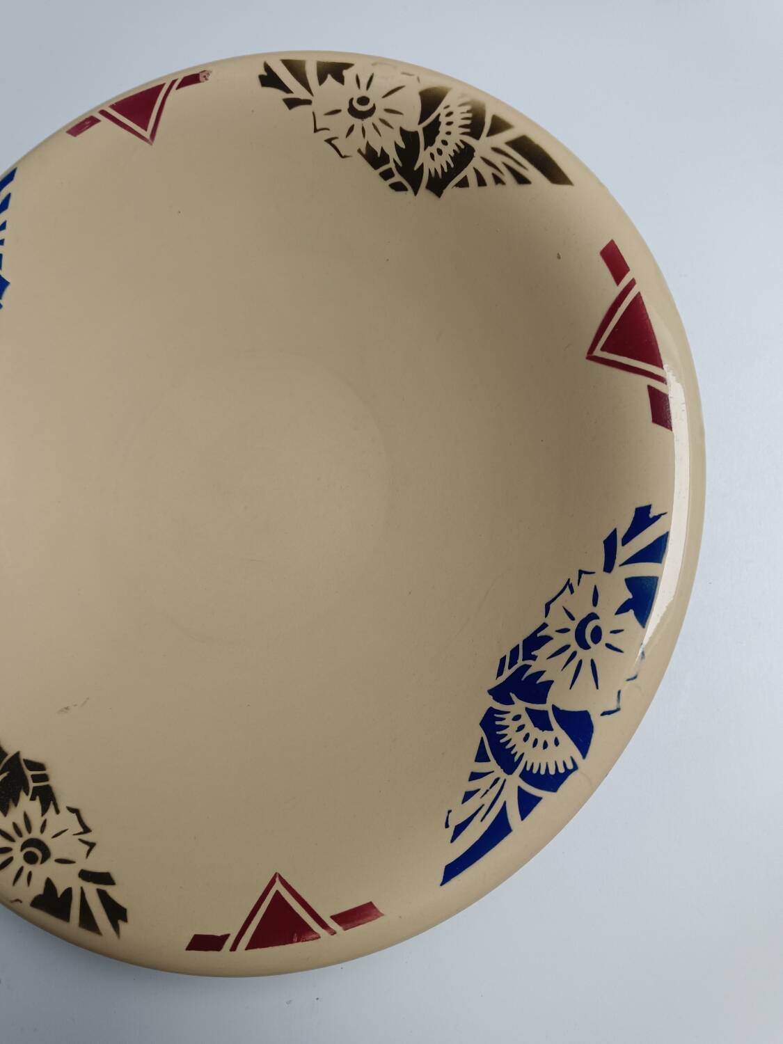 Badonviller art deco beige floral dish