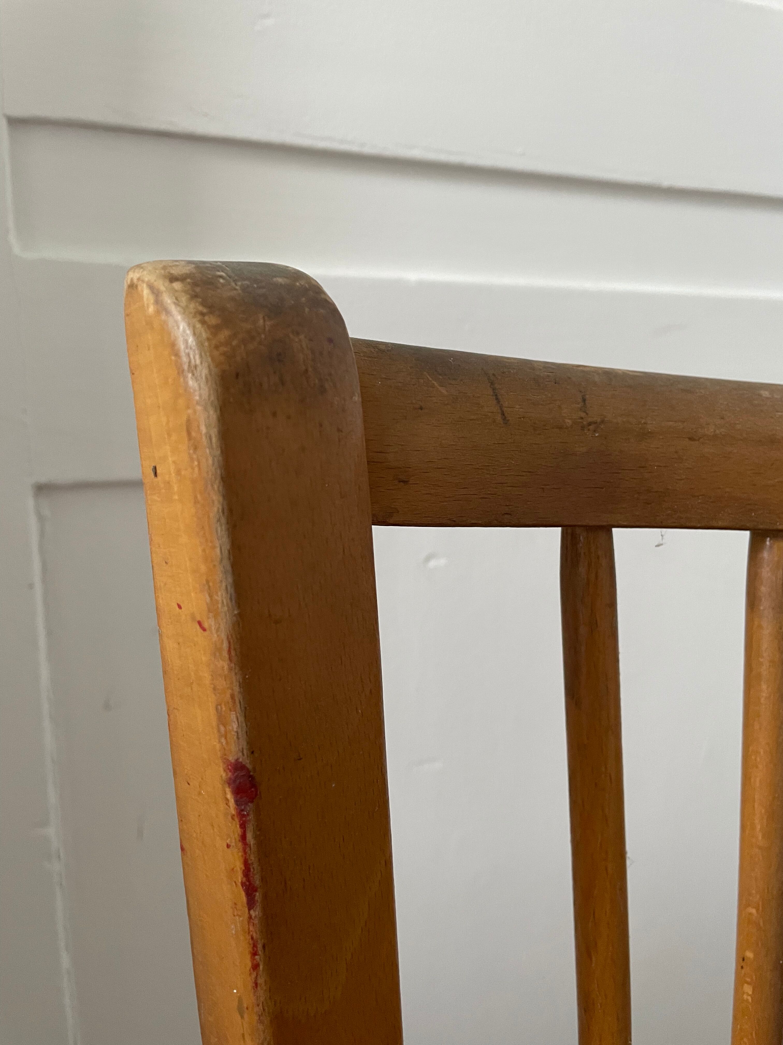 6 chaises de bistrot Baumann en bois et skaï
