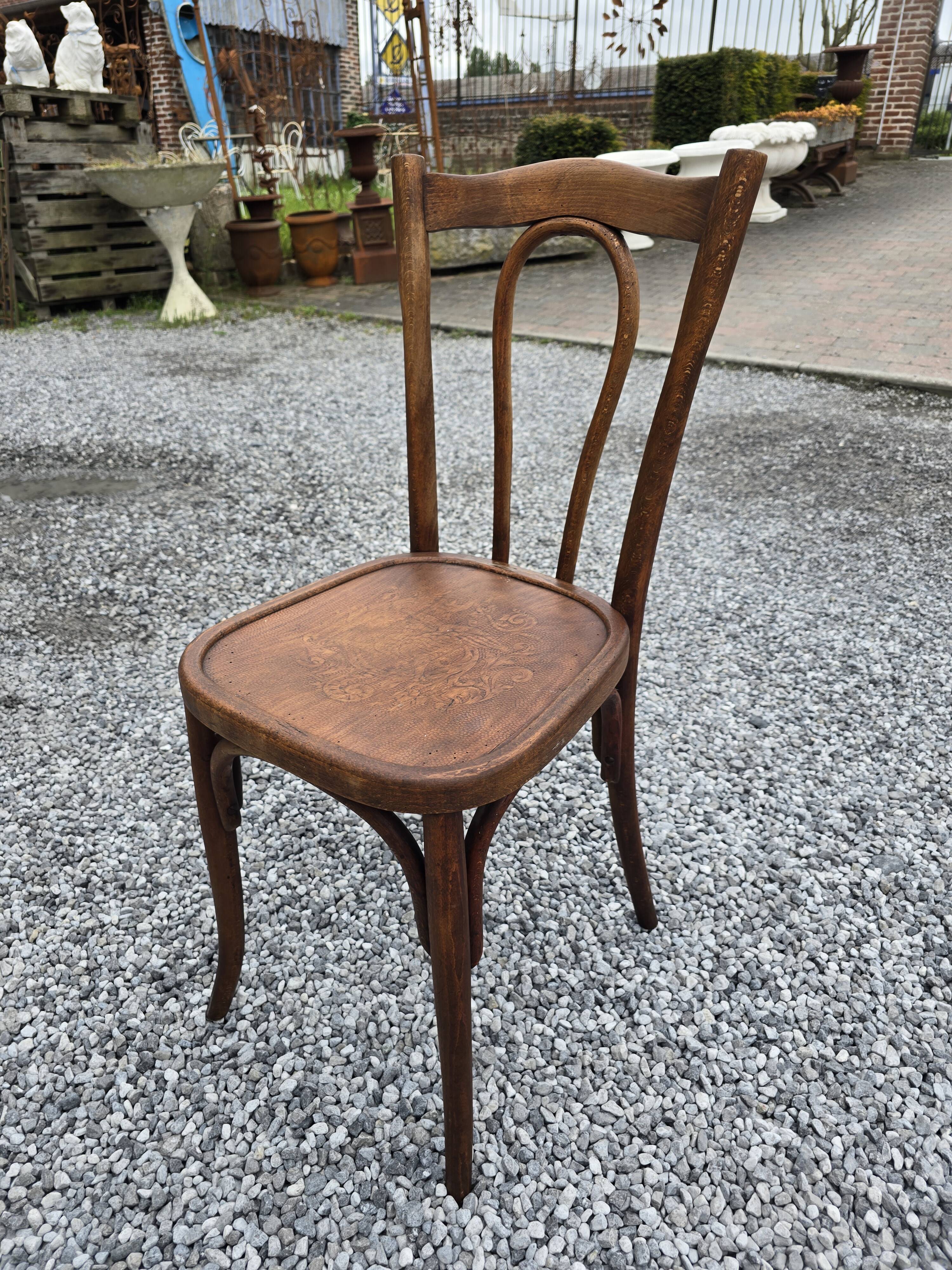 Bentwood bistro chair