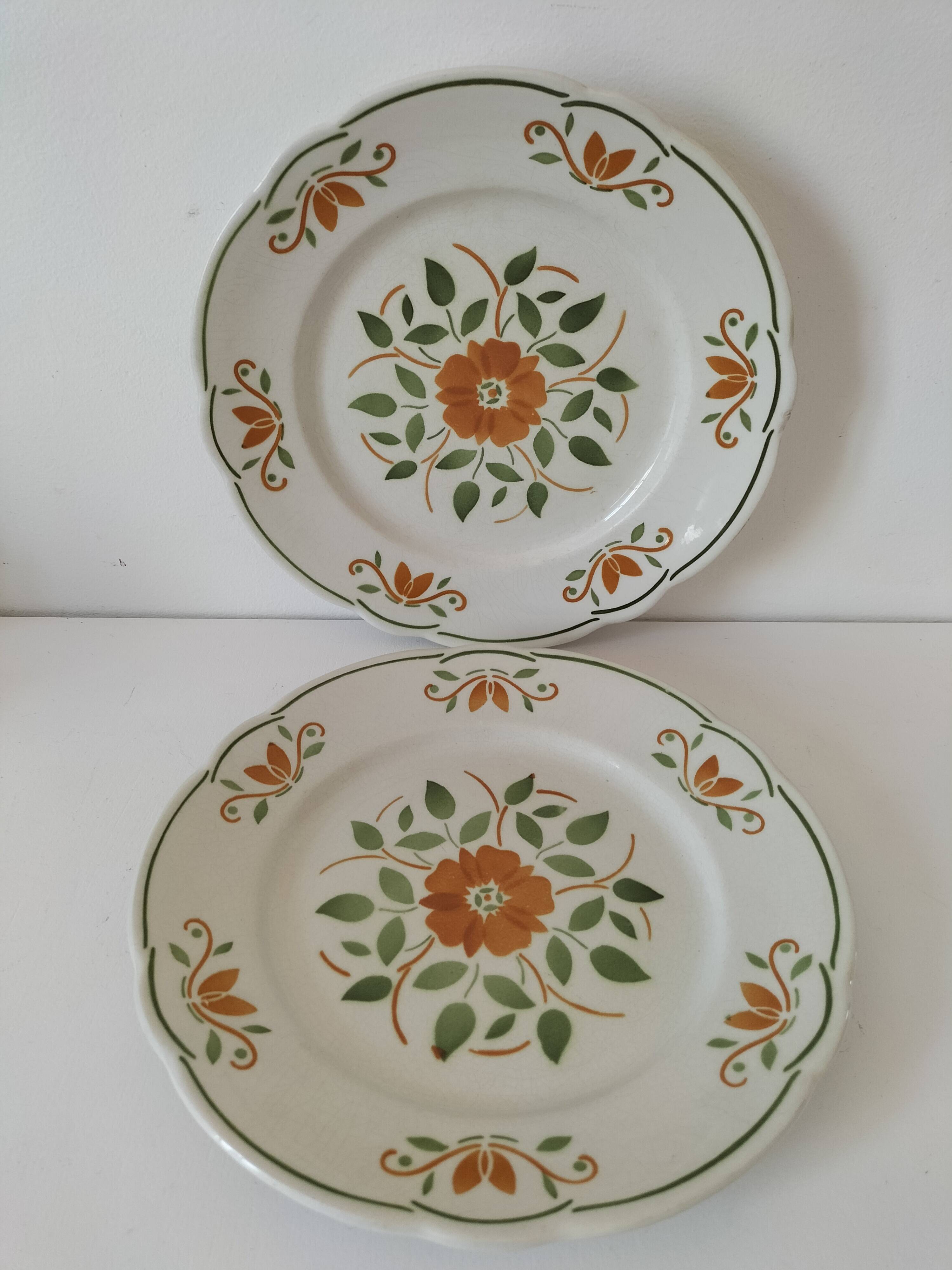 Duo of K & G Lunéville plates, Chantilly model