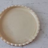 Slurry dish early nineteenth century