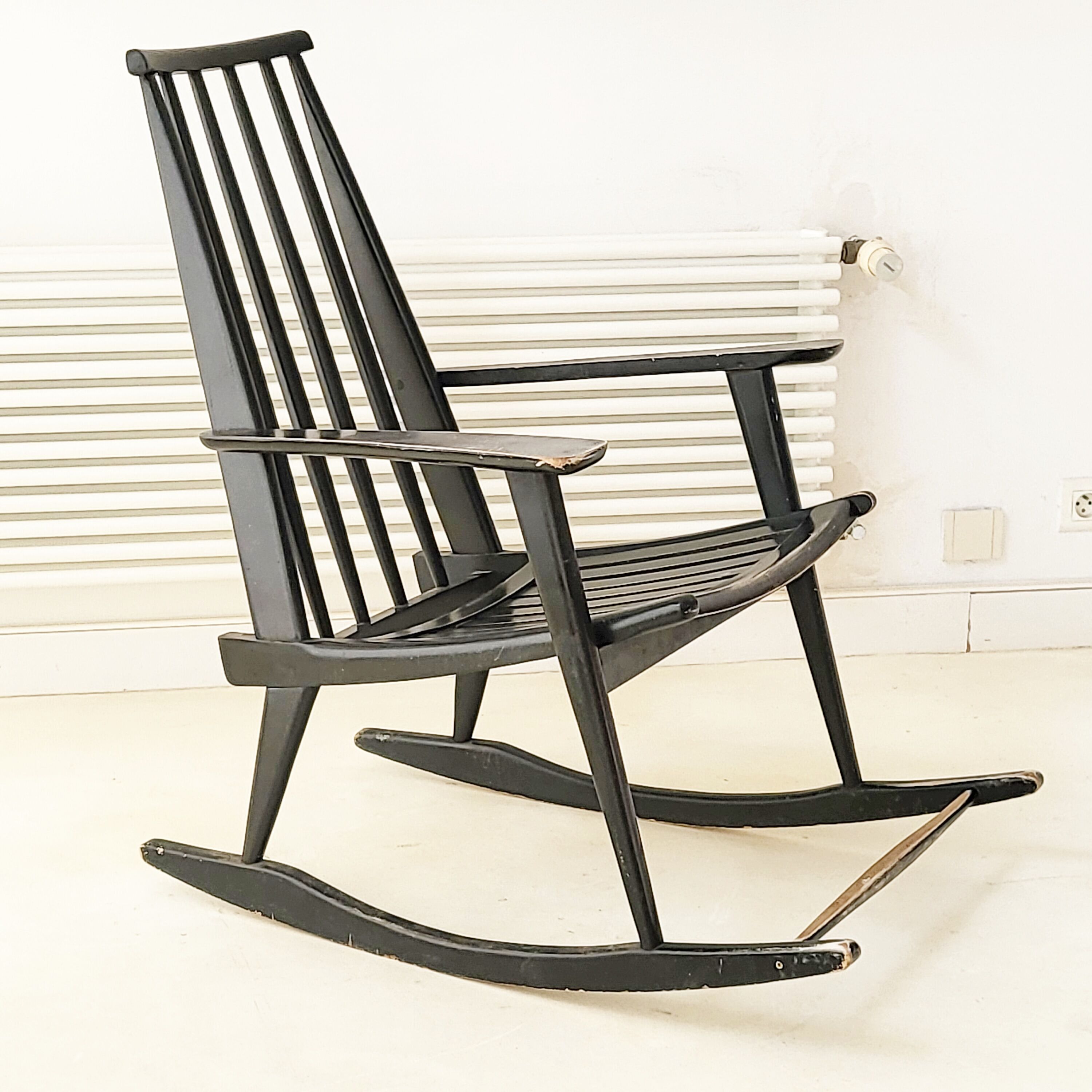 Vintage rocking-chair 1960