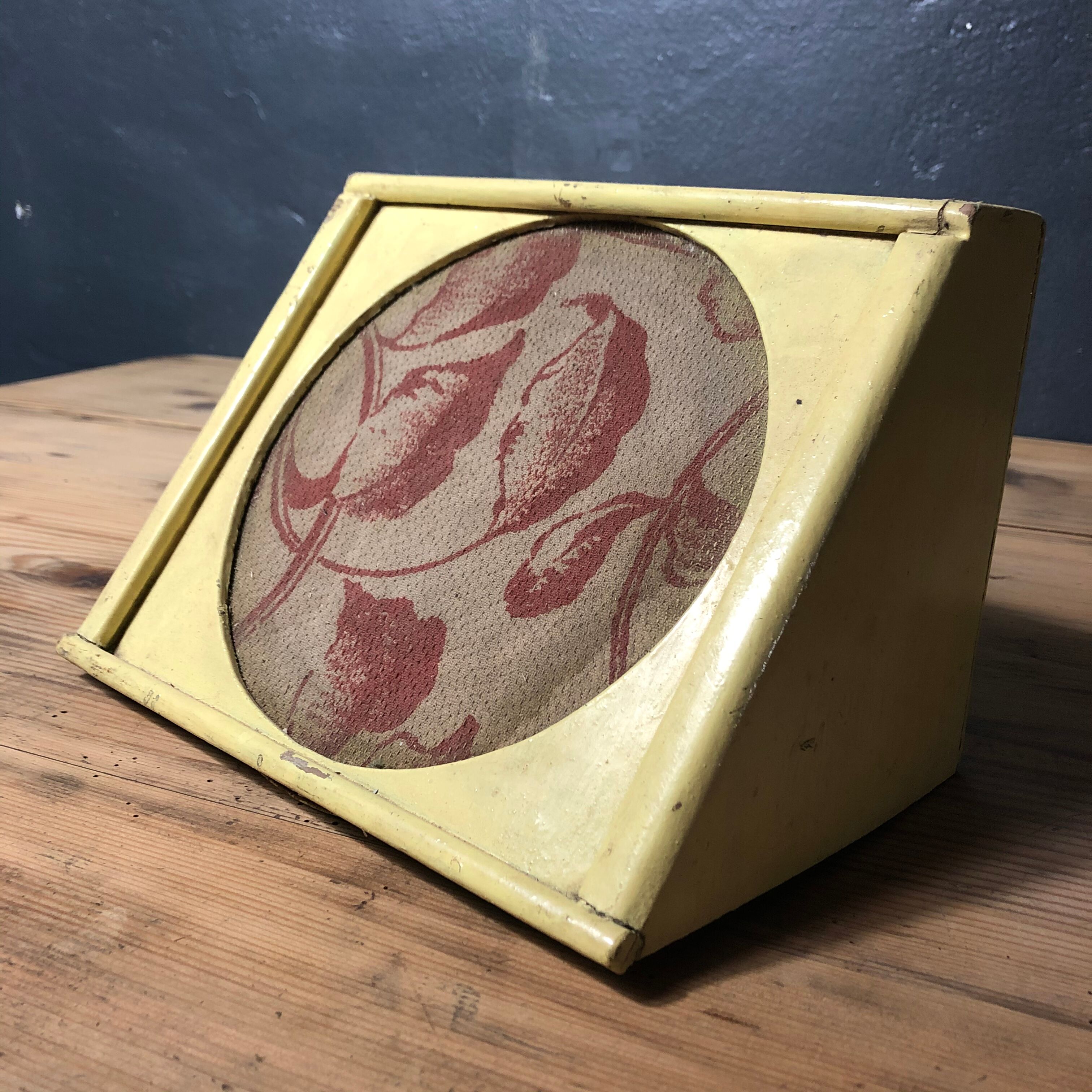 Vega vintage speaker