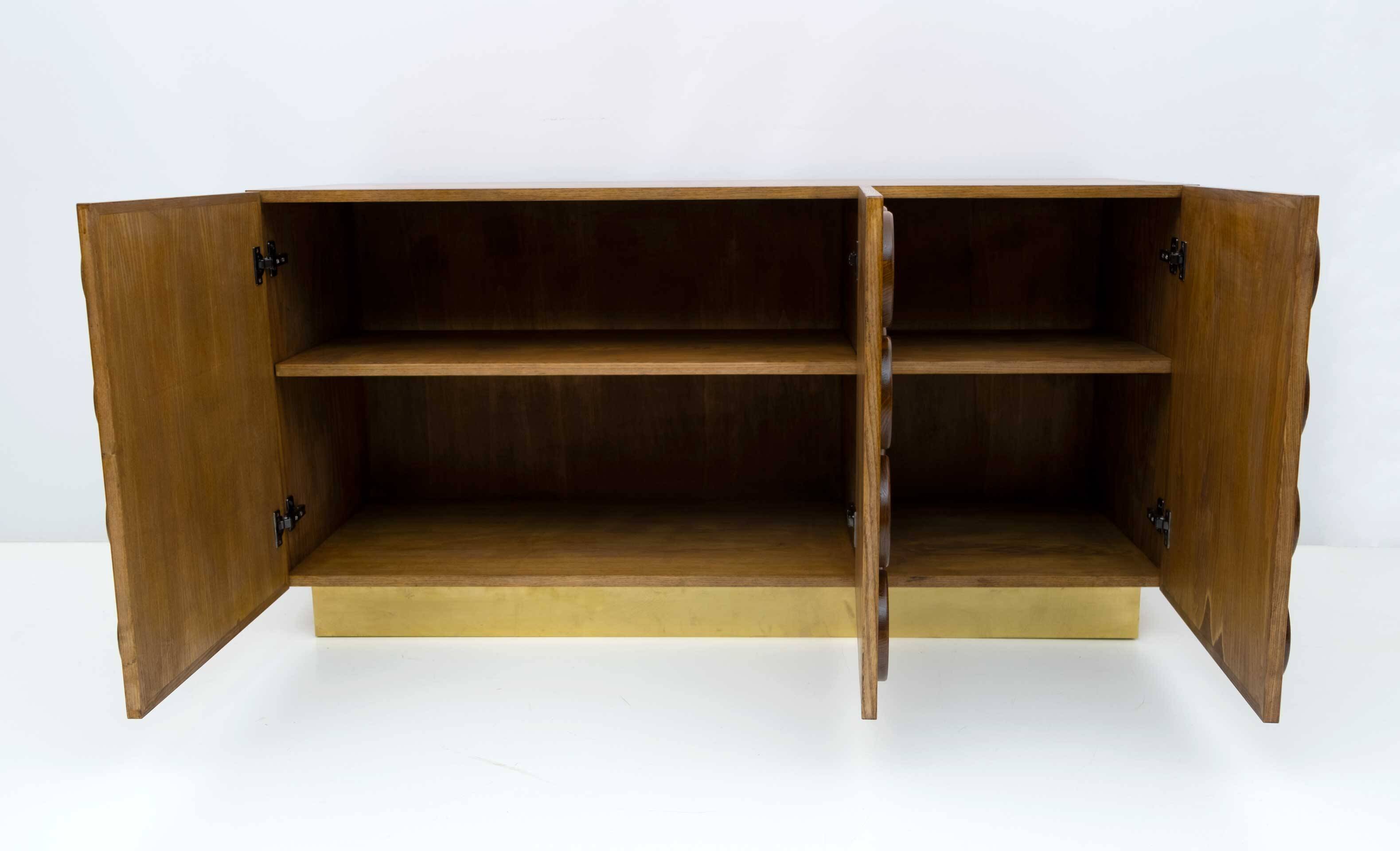 Brutalist Italian Chestnut Wood and Brass Bar Cabinet, 1970s