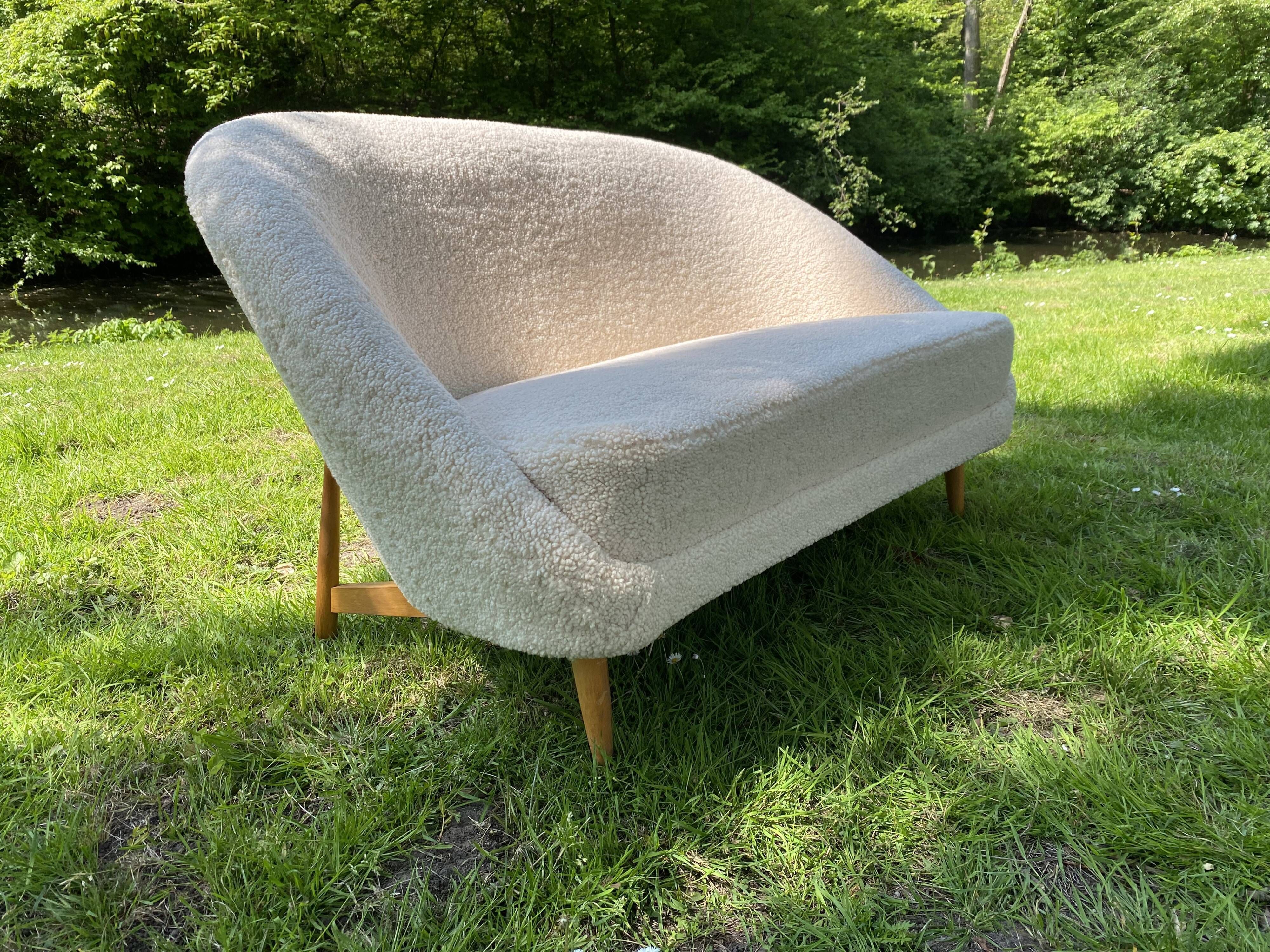 Canapé vintage bouclé 115 par Theo Ruth pour Artifort, années 1950