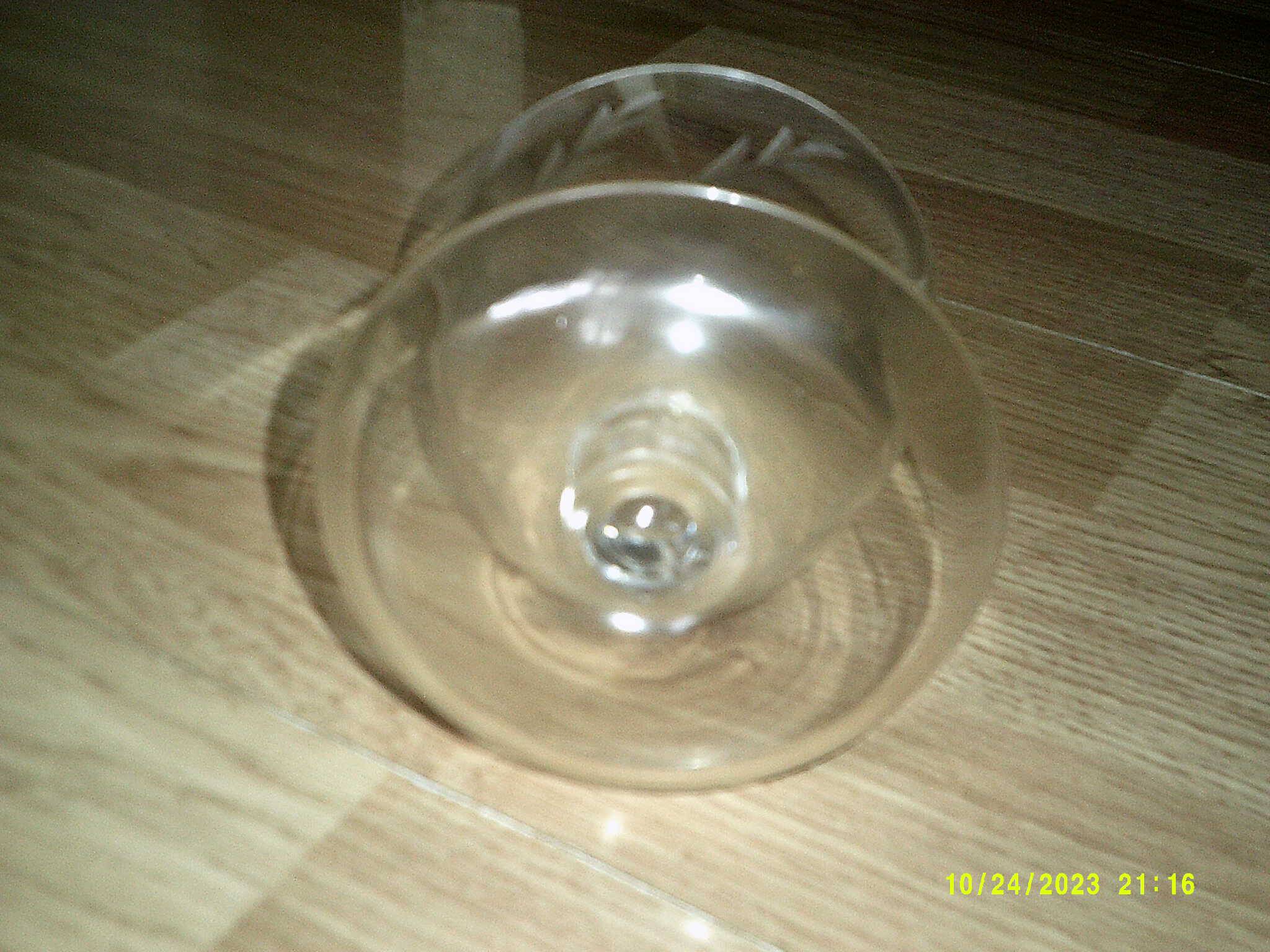 set of 5 crystal cherry bowls in very good condition