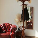 Parrot coat rack