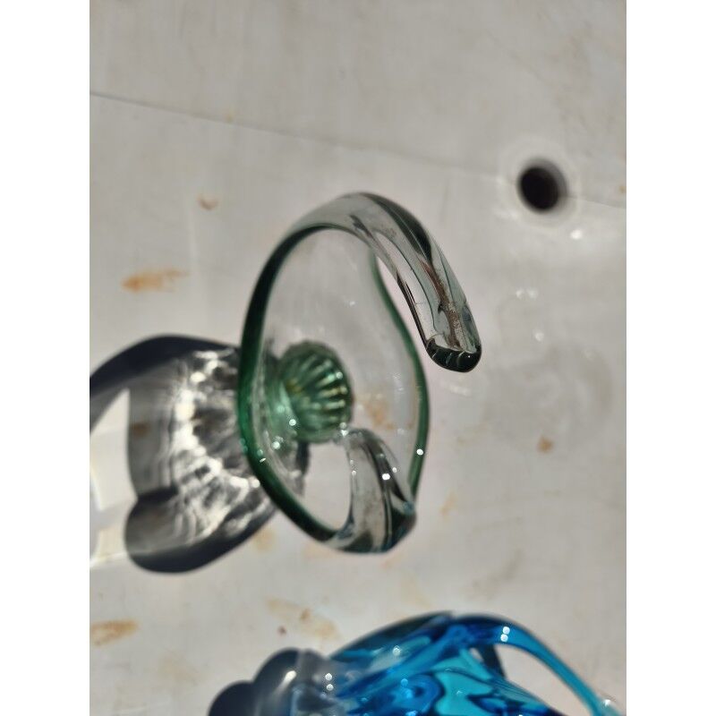 2 blue crystal and blown glass pocket vases