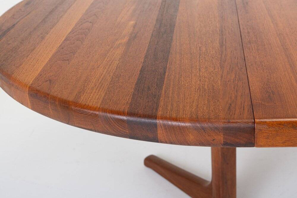 Extendable dining table by Glostrup Møbelfabrik in teak, 1960s