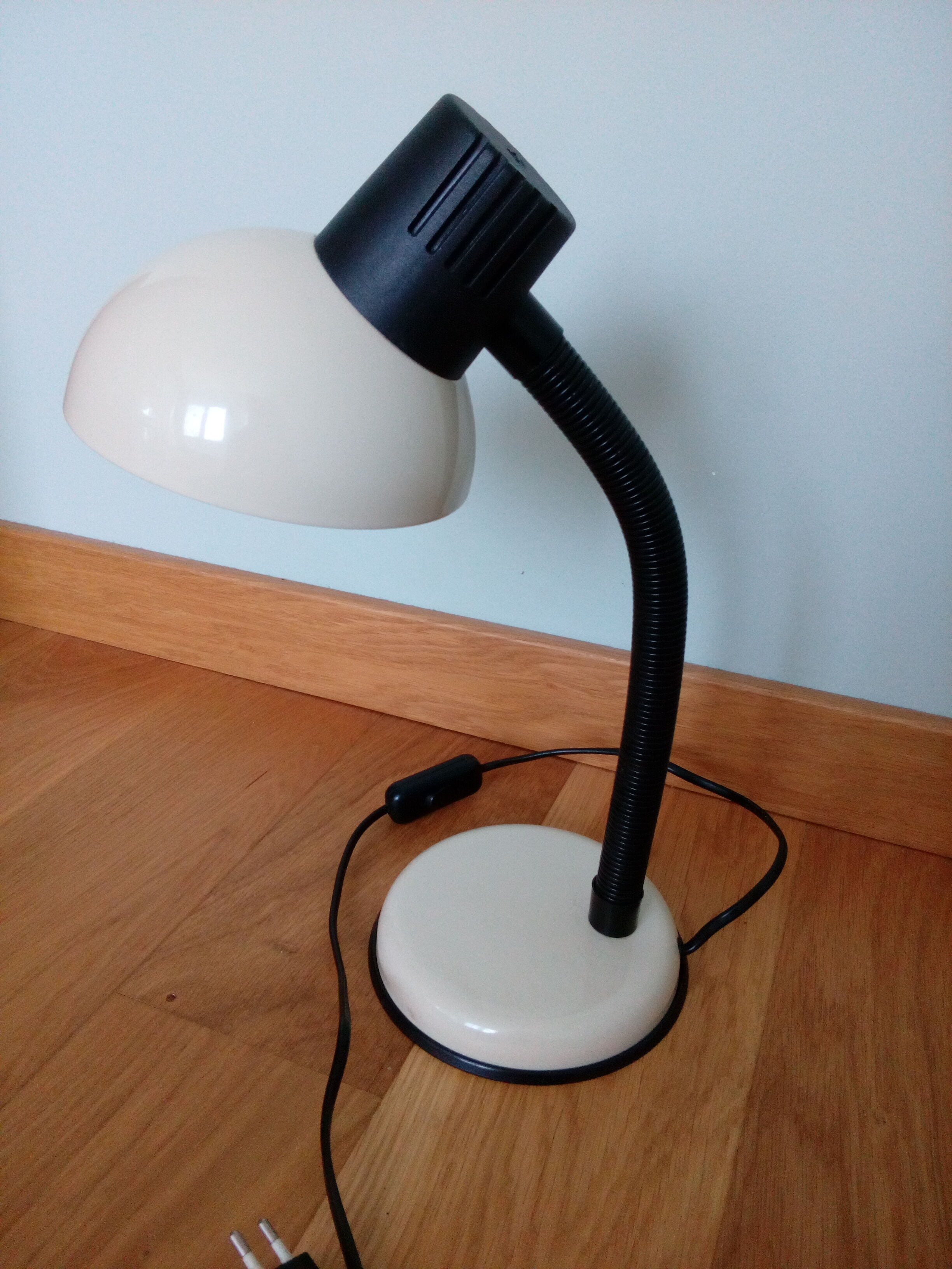 Italian flexible desk lamp Brama model canegrate
