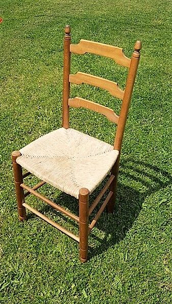 Wood and straw chair