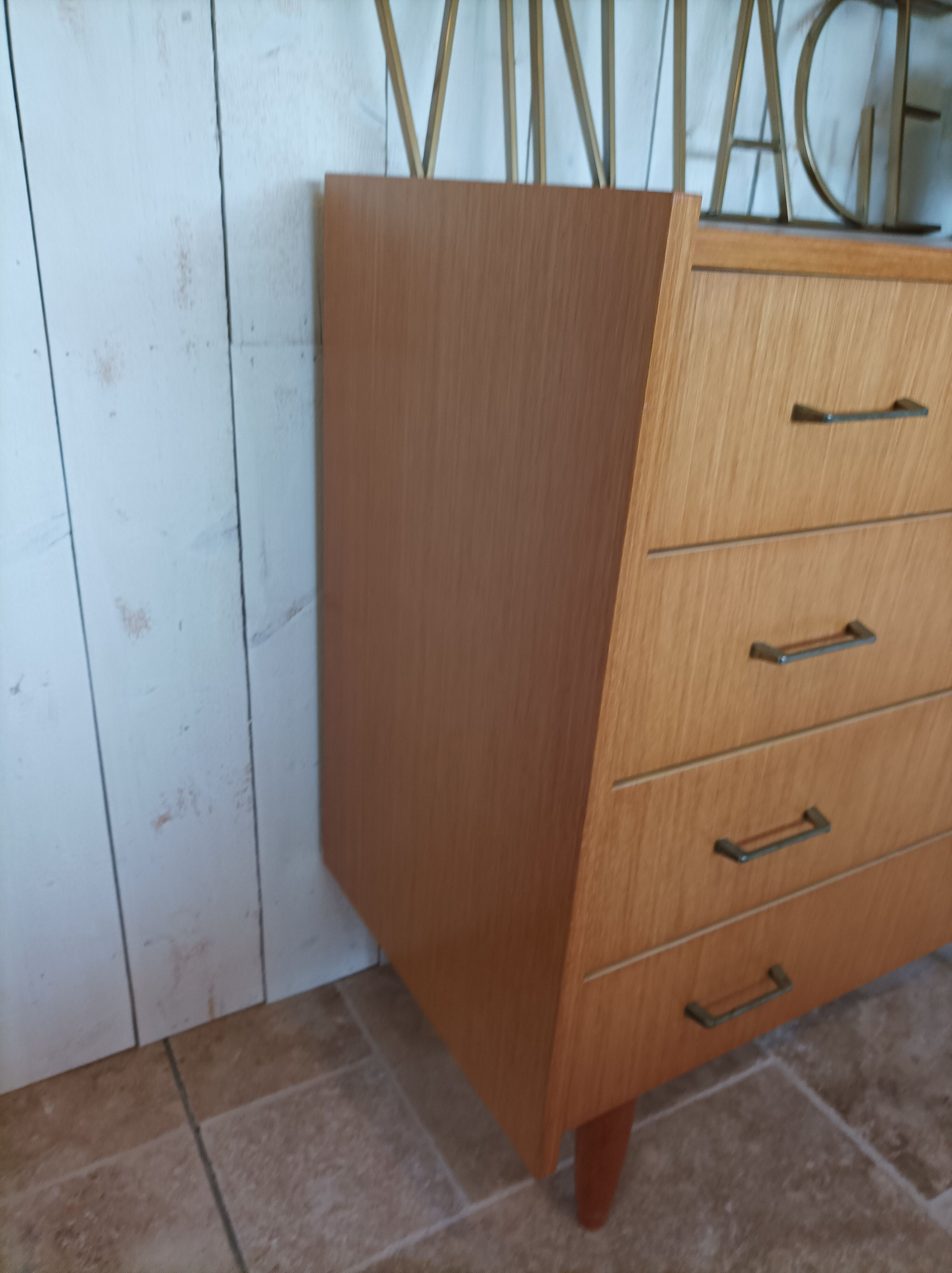 Vintage chest of drawers