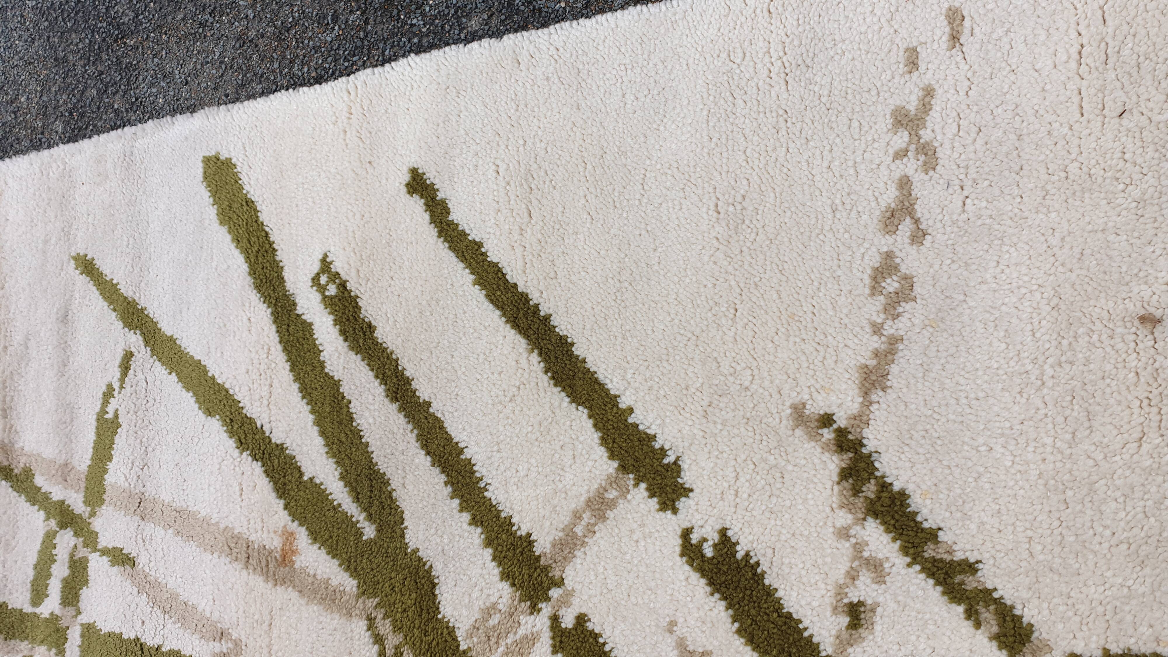 Curly wool design rug