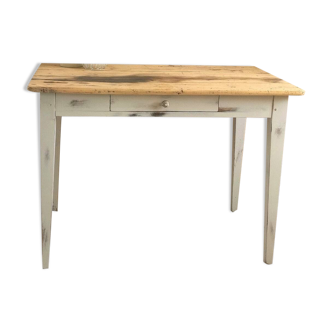 Vintage patinated Bureau set and its Luterma chair.