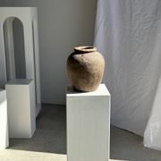 Borneo vase in brown terracotta (1) H35 D23
